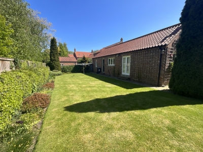 Enclosure Gardens, School Lane, Heslington